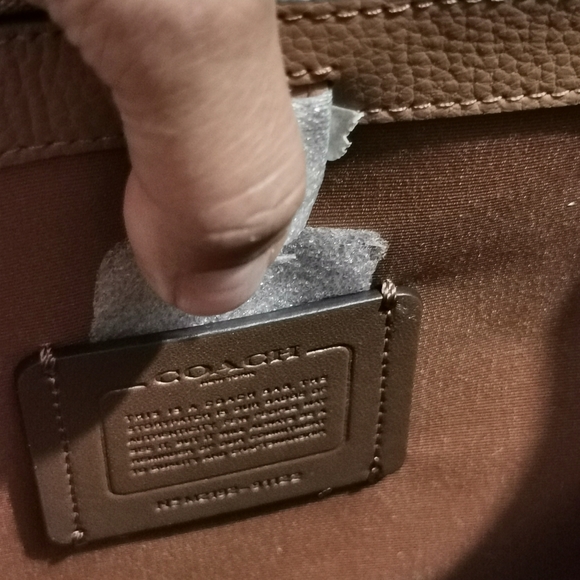 Authentic Coach - Picture 3 of 8